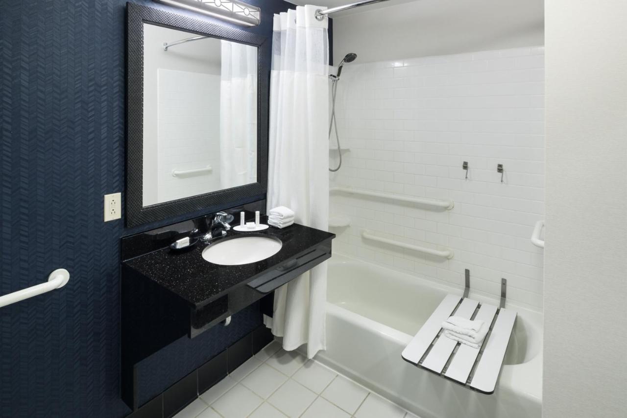 Fairfield Inn Suites By Marriott Orlando At Seaworld Williamsburg Экстерьер фото